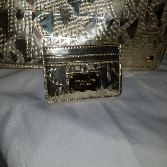 Michael Kors w/card pouch - Picture 3 of 6